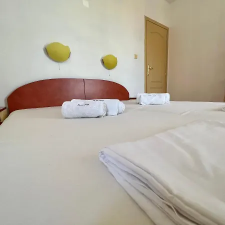 Private One-bedroom With Balcony In By Flat Mаnаger